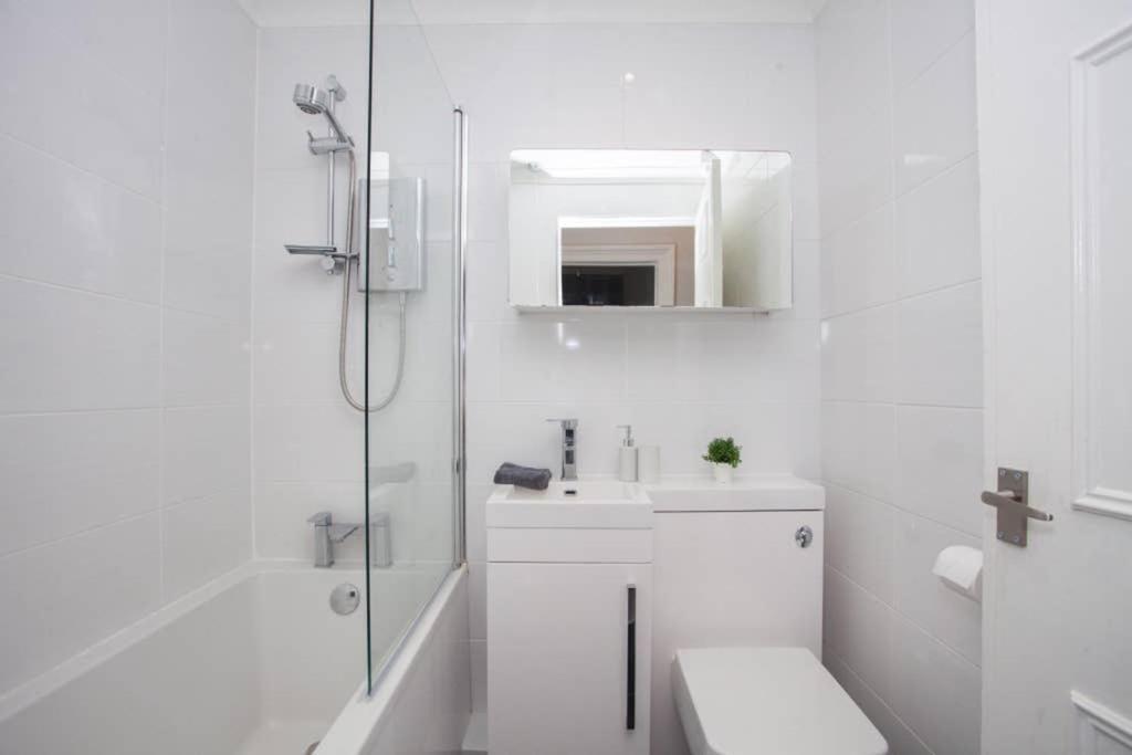 The Warwick Apartment Гринок Экстерьер фото